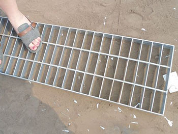 格柵踏步板圖片4