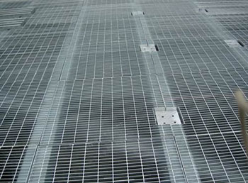 平臺(tái)鋼格柵板2.jpg