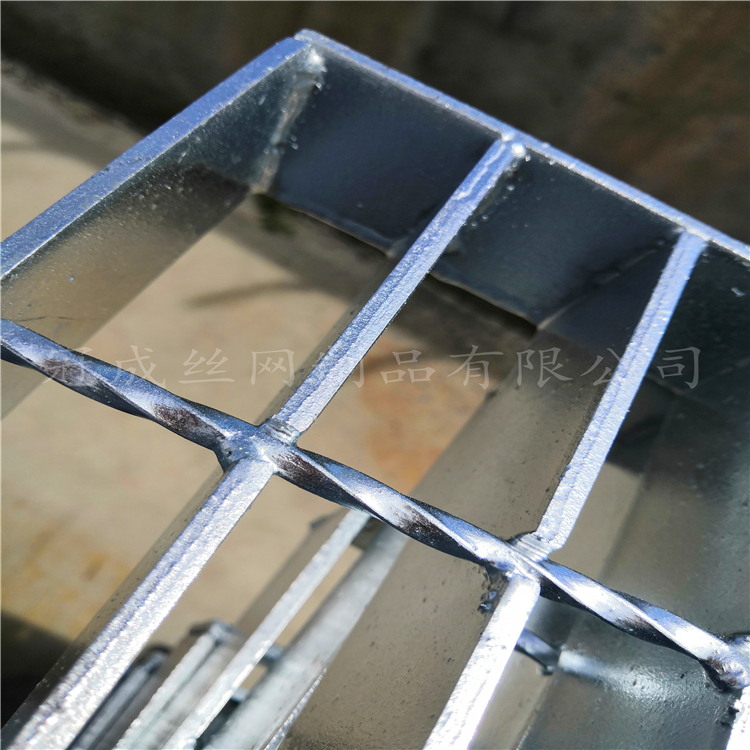 網(wǎng)格板格柵