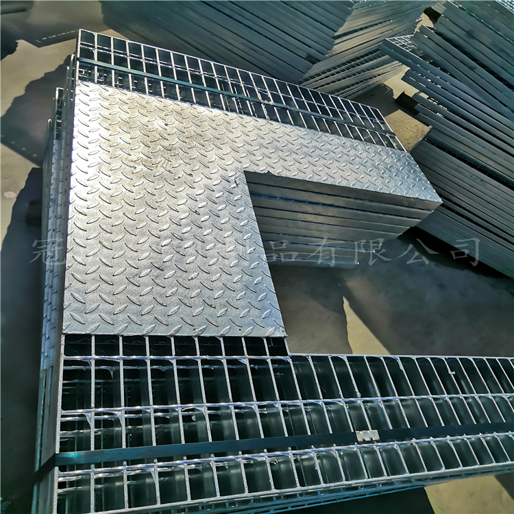 復(fù)合熱浸鋅鋼格板