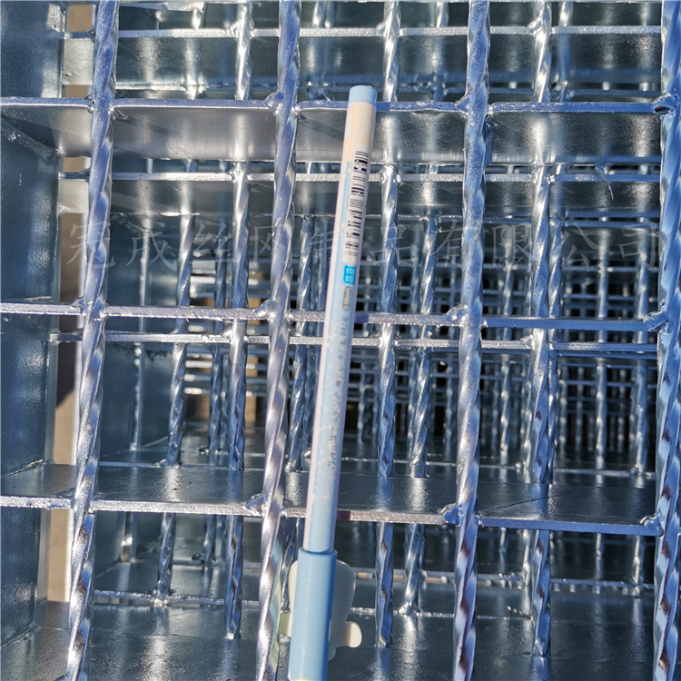 網(wǎng)格板蓋板