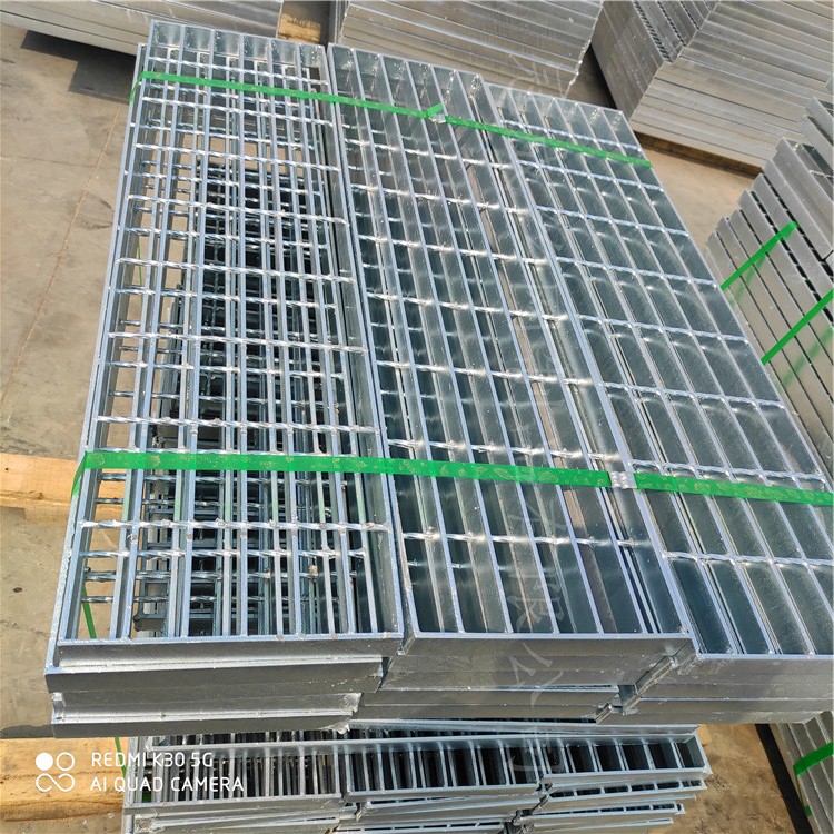 熱浸鋅鋼格網(wǎng)