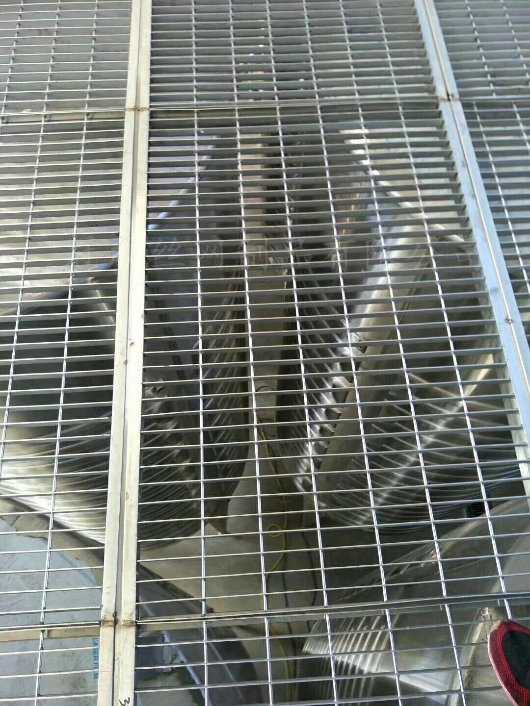不銹鋼鋼格柵