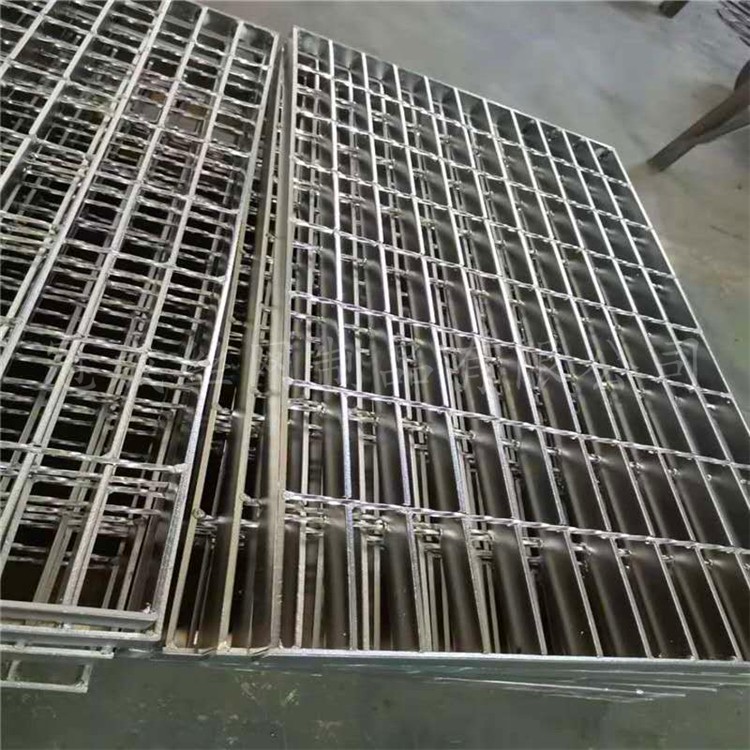 網(wǎng)格柵蓋板
