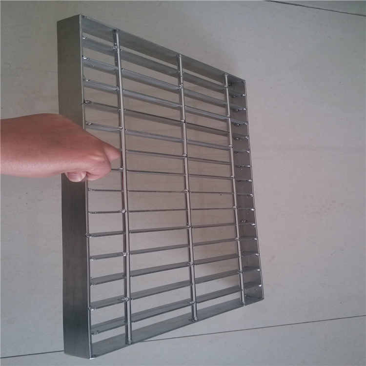 不銹鋼網(wǎng)板格柵