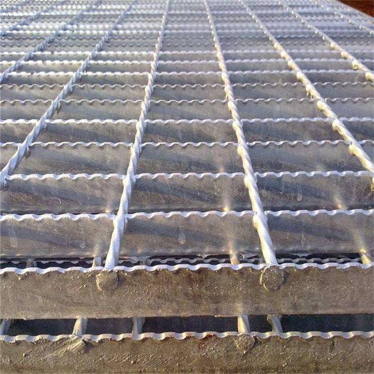 平臺防滑踏步板